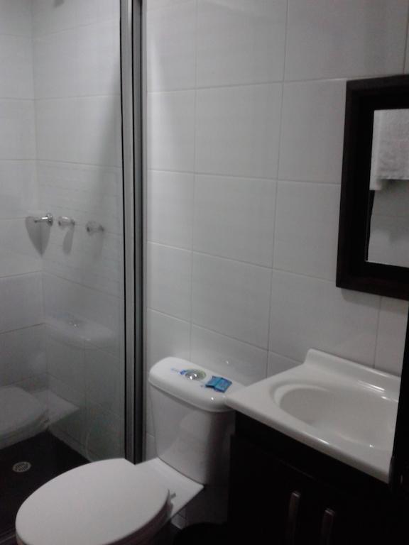 Hotel Santiago Plaza Bogotá Zimmer foto